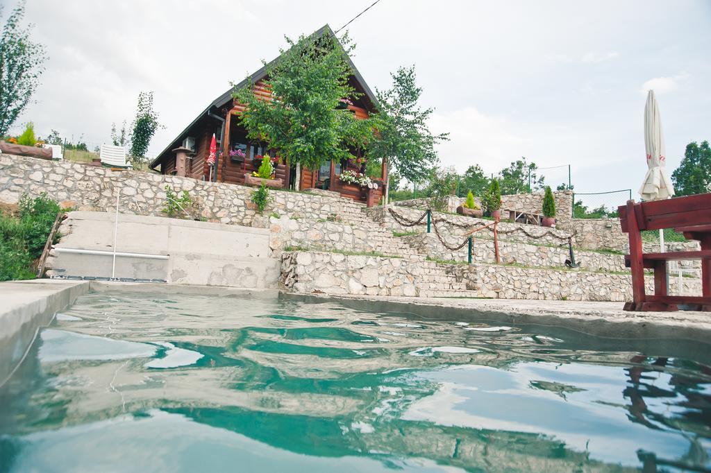 Holiday Home Zoric Nikšić Exteriör bild
